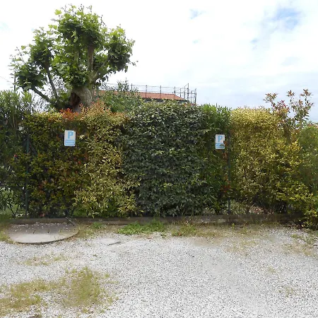 Casale Le Rose Bed & Breakfast 3*