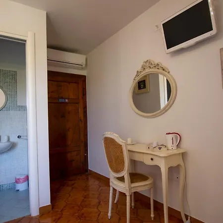 Casale Le Rose Bed & Breakfast